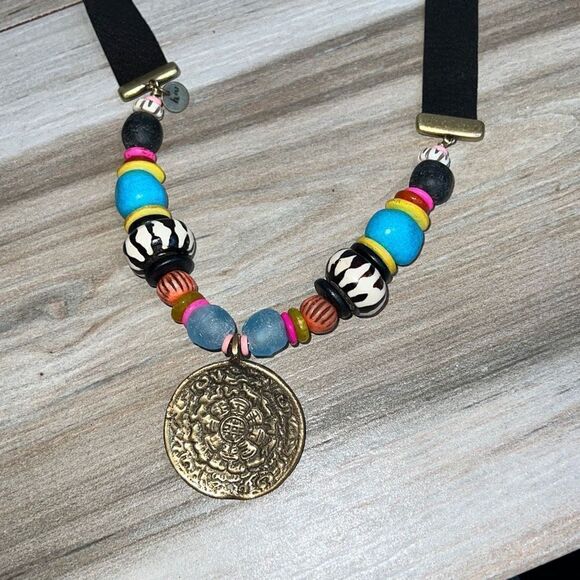 Multi Colored Bohemian Vibe Necklace Signed HW Ties - Picture 1 of 7